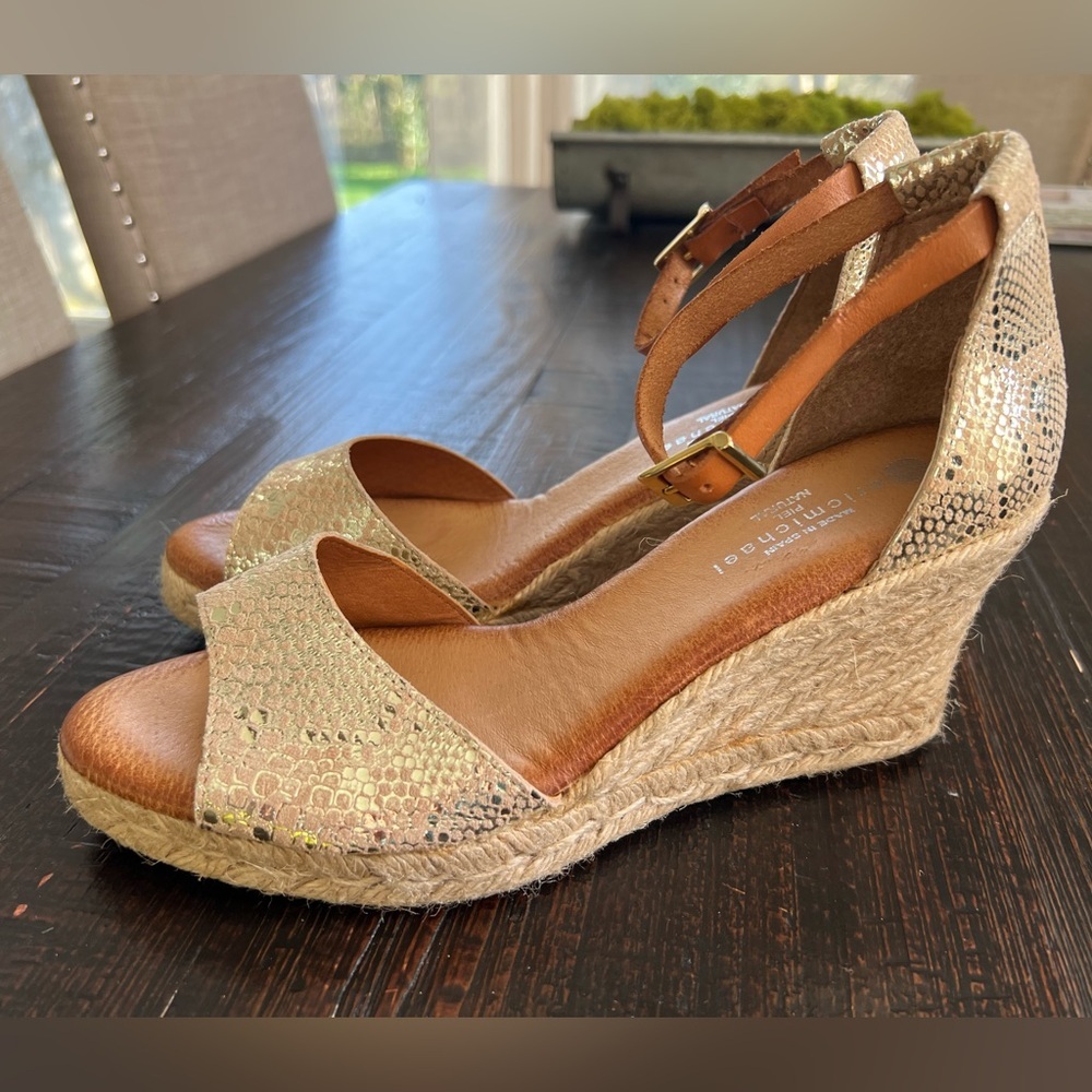 Eric Michael Gold Metallic Espadrille Wedge Sandal Size US 10 / EU 41